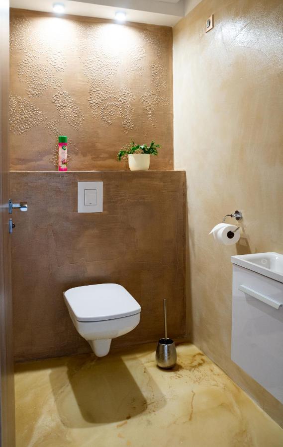 Dream Apartman 1 With Free Parking Győr Eksteriør bilde